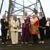 Majlis Penyampaian Anugerah Usahawan KUWAK 2025